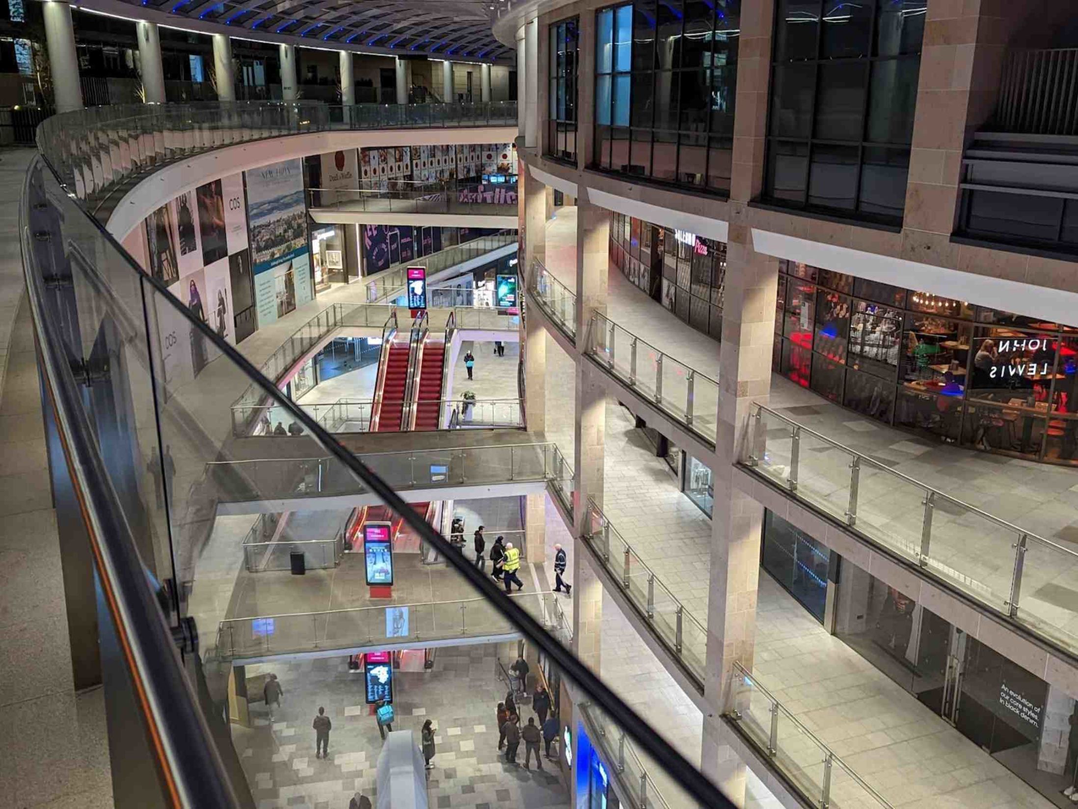 Top 12 Hen Party Activities & Ideas in Edinburgh Dance Hen Parties